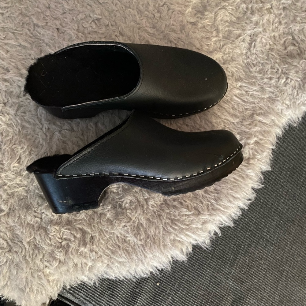Maguba lined clog size 37